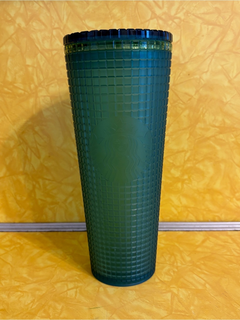 Starbucks Winter 2022 Emerald Green Grid 24oz Tumbler No Straw